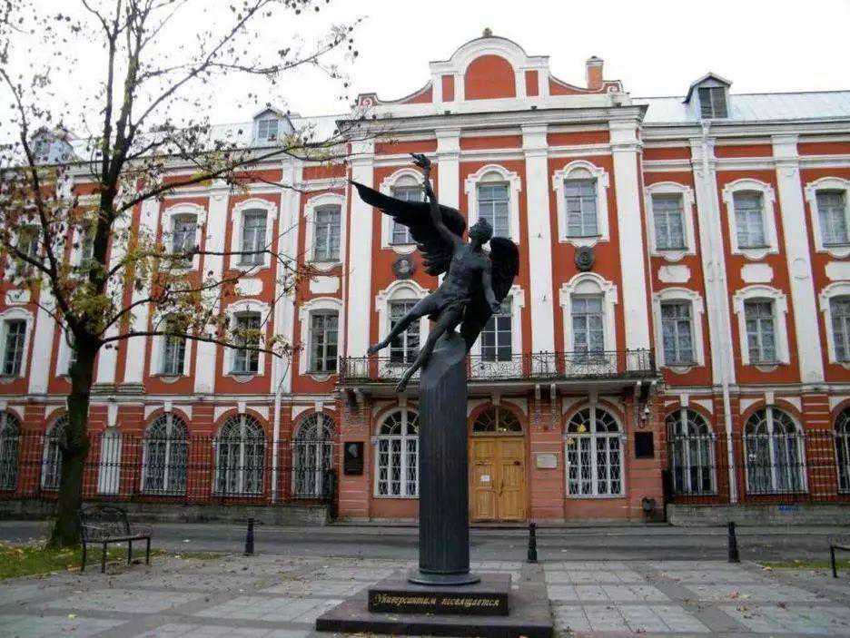 俄罗斯留学｜圣彼得堡的名校有哪些？-海外投APP